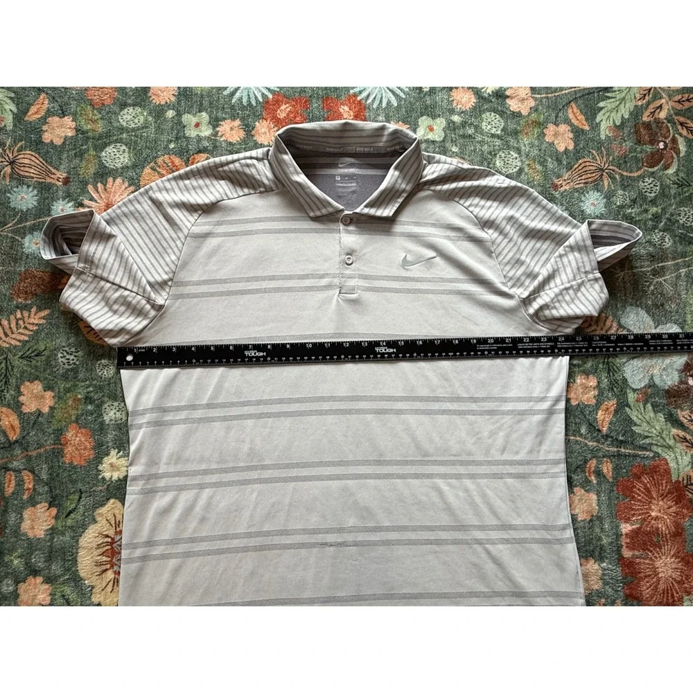 Nike Golf Tiger Woods Mens XL Grey Striped Short Sleeve Polo Shirt Snag‎